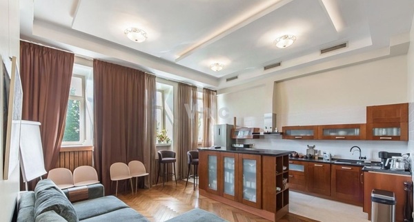 Сдам многокомнатную квартиру, Неглинная ул, 18 1, Москва г