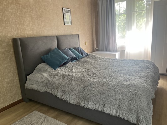 Продам однокомнатную (1-комн.) квартиру, Ямашева пр-кт, 14, Казань г