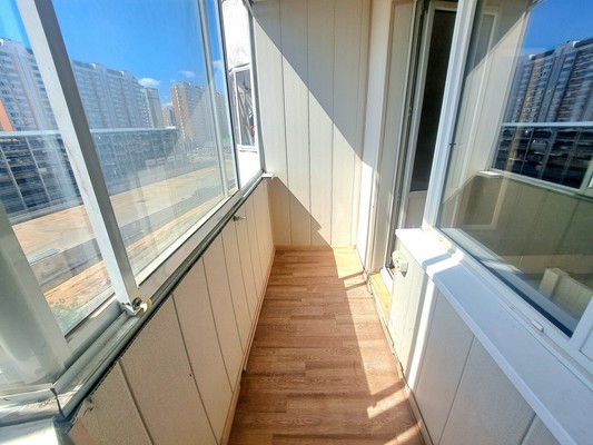 Продам двухкомнатную (2-комн.) квартиру, Завидная ул, 20, Видное г