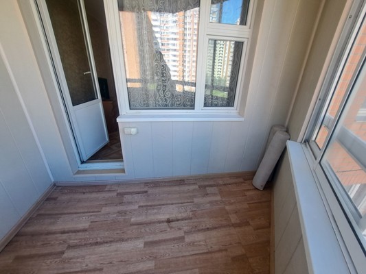 Продам двухкомнатную (2-комн.) квартиру, Завидная ул, 20, Видное г