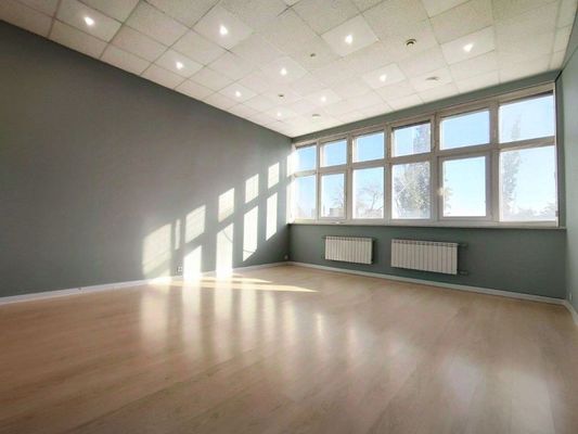 Продам коммерческое помещение 4 214,4 м2, Павловская ул, 18 2, Москва г