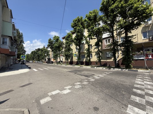 Продам двухкомнатную (2-комн.) квартиру, Фрунзе ул, 3, Туапсе г