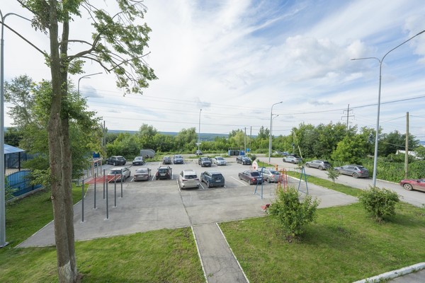 Продам двухкомнатную (2-комн.) квартиру, Фрезеровщиков ул, 94, Пермь г