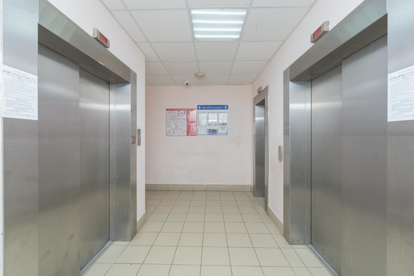 Продам двухкомнатную (2-комн.) квартиру, Фрезеровщиков ул, 94, Пермь г
