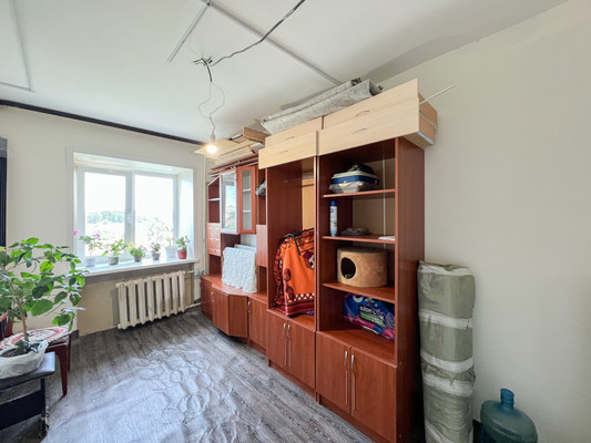 Продам комнату в 5-комн. квартире, Победы ул, 39, Пермь г
