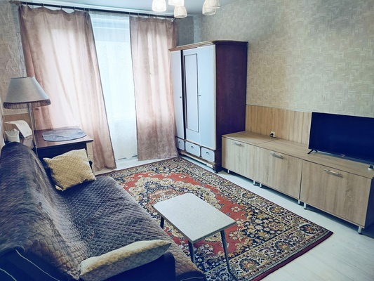 Сдам двухкомнатную (2-комн.) квартиру, Холмогорская ул, 6к1, Москва г