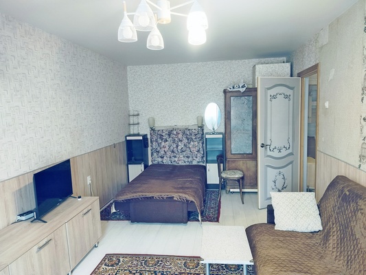 Сдам двухкомнатную (2-комн.) квартиру, Холмогорская ул, 6к1, Москва г