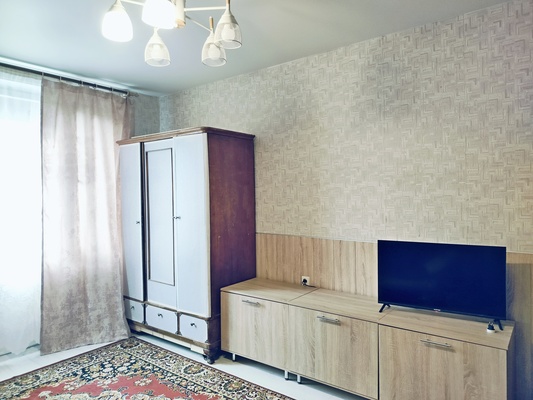 Сдам двухкомнатную (2-комн.) квартиру, Холмогорская ул, 6к1, Москва г