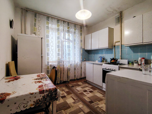 Продам однокомнатную (1-комн.) квартиру, Полевая ул, 21, Руза г