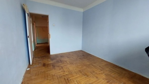 Продам трехкомнатную (3-комн.) квартиру, Строительная ул, 31, Видное г