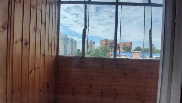 Продам трехкомнатную (3-комн.) квартиру, Строительная ул, 31, Видное г