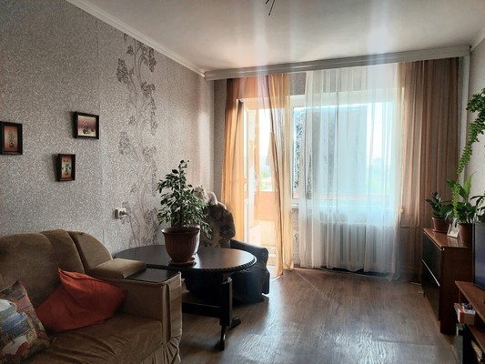 Продам двухкомнатную (2-комн.) квартиру, Дружбы ул, 62, Симферополь г