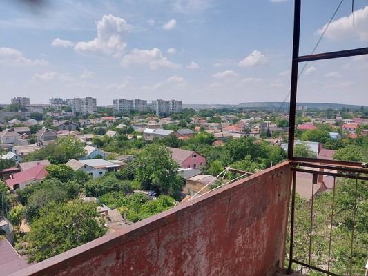 Продам двухкомнатную (2-комн.) квартиру, Дружбы ул, 62, Симферополь г