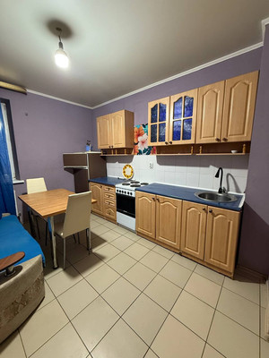Сдам двухкомнатную (2-комн.) квартиру, Гаражный пер, 9, Краснодар г