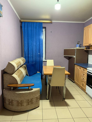 Сдам двухкомнатную (2-комн.) квартиру, Гаражный пер, 9, Краснодар г