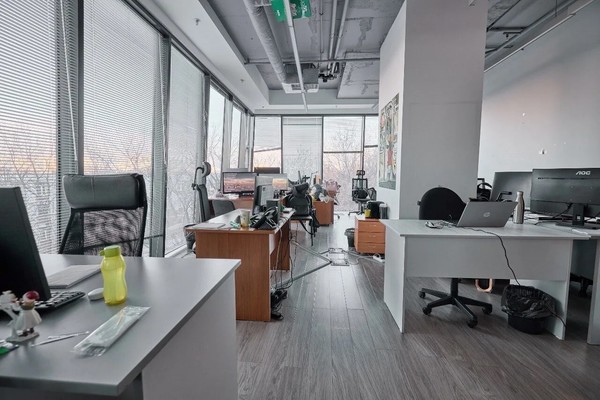 Продам коммерческое помещение 1 285 м2, Одесская ул, 2ка, Москва г
