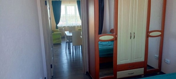 Продам трехкомнатную (3-комн.) квартиру, Набережная ул, 70, Николаевка пгт