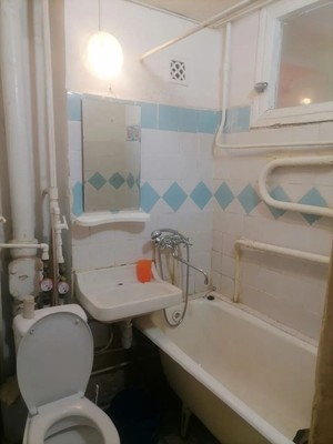 Продам двухкомнатную (2-комн.) квартиру, Яблочкова ул, 17, Грэсовский пгт