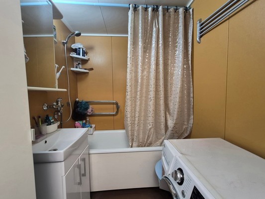 Продам двухкомнатную (2-комн.) квартиру, Мира ул, 5, Костомукша г