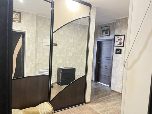 Продам двухкомнатную (2-комн.) квартиру, Тулпар ул, 7, Казань г
