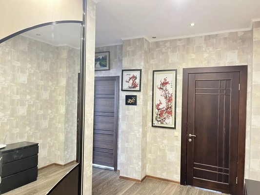 Продам двухкомнатную (2-комн.) квартиру, Тулпар ул, 7, Казань г