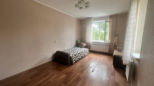 Продам однокомнатную (1-комн.) квартиру, Балаклавская ул, 107, Симферополь г