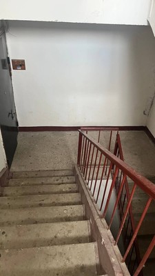 Продам однокомнатную (1-комн.) квартиру, Балаклавская ул, 107, Симферополь г