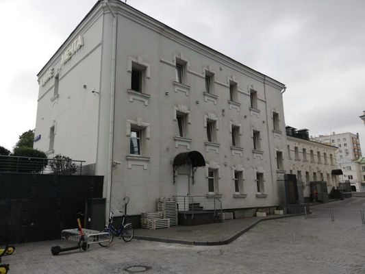 Продам коммерческое помещение 1 184,3 м2, Садовническая ул, 84 3, Москва г