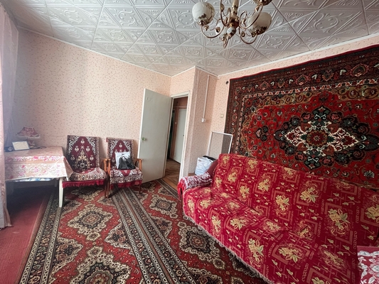 Продам двухкомнатную (2-комн.) квартиру, Центральная ул, 9, Болонь п