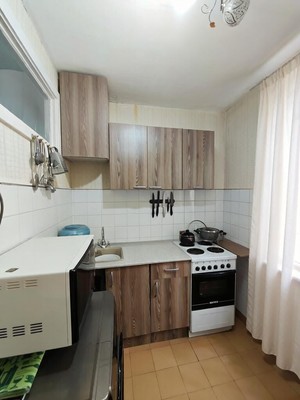 Продам двухкомнатную (2-комн.) квартиру, Карамзина ул, 43, Новороссийск г