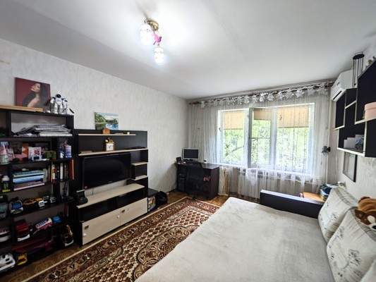 Продам двухкомнатную (2-комн.) квартиру, Карамзина ул, 43, Новороссийск г