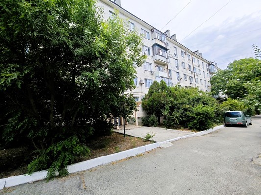 Продам двухкомнатную (2-комн.) квартиру, Карамзина ул, 43, Новороссийск г