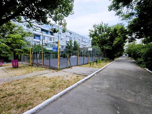 Продам двухкомнатную (2-комн.) квартиру, Карамзина ул, 43, Новороссийск г