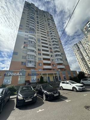 Сдам однокомнатную (1-комн.) квартиру, Тихоокеанская ул, 10к1, Парголово п