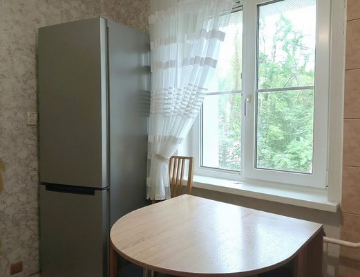 Продам трехкомнатную (3-комн.) квартиру, Чайковского ул, 14, Лобня г