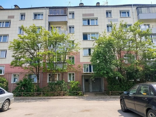 Продам трехкомнатную (3-комн.) квартиру, Чайковского ул, 14, Лобня г