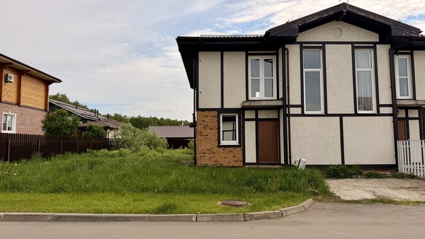 Продам дом, КП Фламандия (Белые Столбы мкр.) тер, 111, Домодедово г, 0 км от города