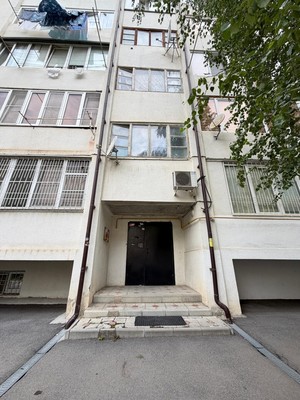 Продам трехкомнатную (3-комн.) квартиру, Тарчокова ул, 19, Нальчик г