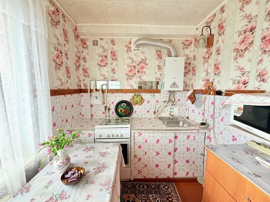 Продам трехкомнатную (3-комн.) квартиру, Карла Маркса ул, 76кб, Ишим г