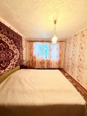 Продам трехкомнатную (3-комн.) квартиру, Карла Маркса ул, 76кб, Ишим г