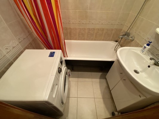 Продам трехкомнатную (3-комн.) квартиру, Гудкова ул, 9, Жуковский г