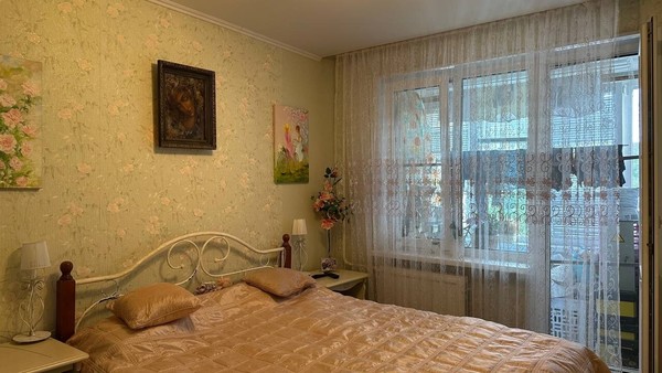 Продам двухкомнатную (2-комн.) квартиру, Университетский пр-кт, 8, Петергоф г