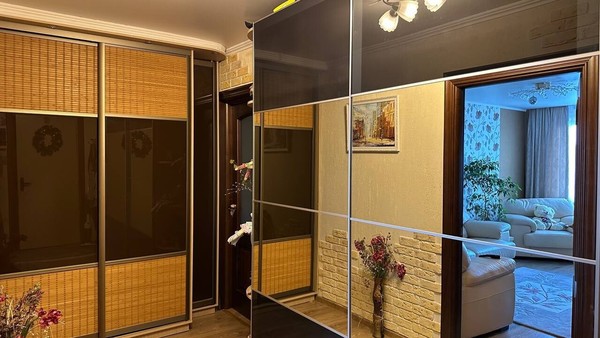 Продам двухкомнатную (2-комн.) квартиру, Университетский пр-кт, 8, Петергоф г
