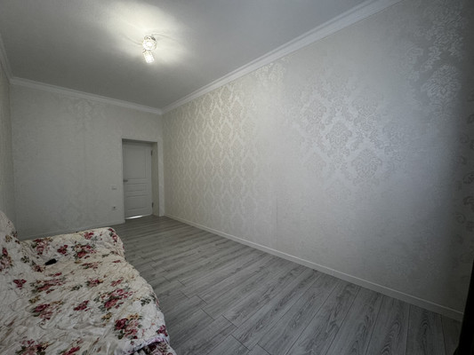Продам трехкомнатную (3-комн.) квартиру, Солнечная ул, 8, Нальчик г