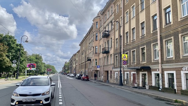 Продам комнату в 9-комн. квартире, Большой В.О. пр-кт, 96В, Санкт-Петербург г