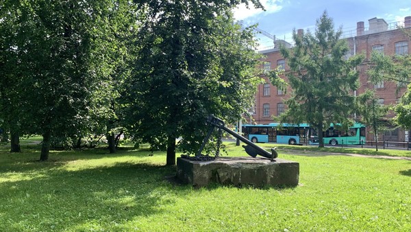 Продам комнату в 9-комн. квартире, Большой В.О. пр-кт, 96В, Санкт-Петербург г