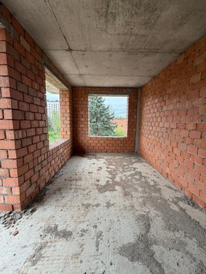 Продам двухкомнатную (2-комн.) квартиру, Ашурова ул, 1, Нальчик г