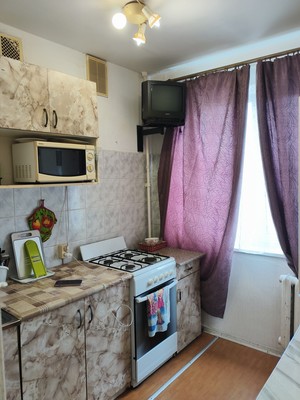 Продам двухкомнатную (2-комн.) квартиру, Спортивная ул, 4, Сампо тер. СНТ