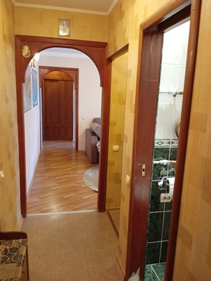 Продам трехкомнатную (3-комн.) квартиру, Центральная ул, 5, Юрово д