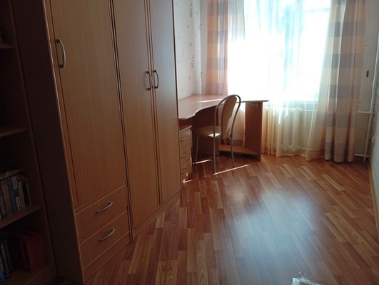 Продам трехкомнатную (3-комн.) квартиру, Центральная ул, 5, Юрово д